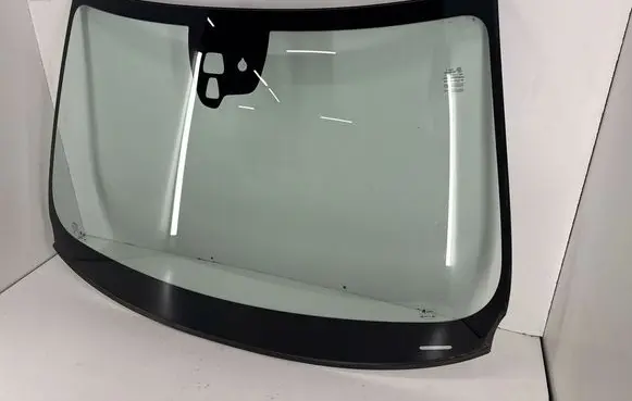 Volvo S60 Front windscreen/windshield window 31402731 43R00342 31402732