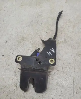 Audi A4 S4 B6 8E 8H Tailgate/trunk/boot lock/catch/latch 8E5827505