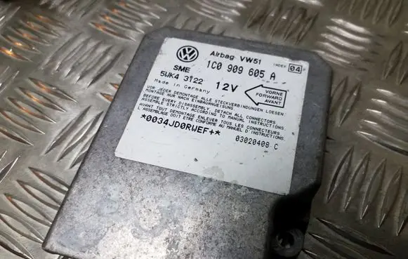 Volkswagen Golf IV Airbag control unit/module 1J0909605A