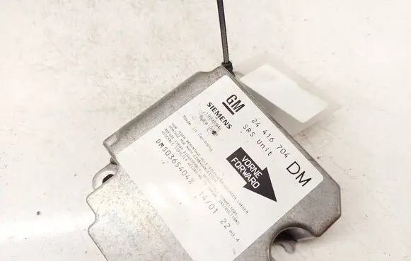 Opel Zafira A Airbag control unit/module 24416704
