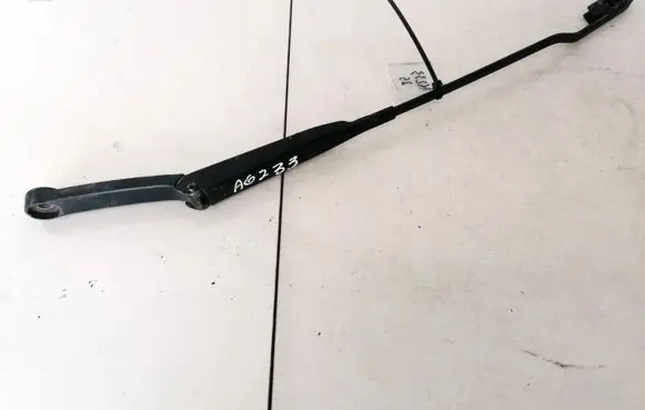 Audi A4 S4 B5 8D Front wiper blade arm 8D1955407B