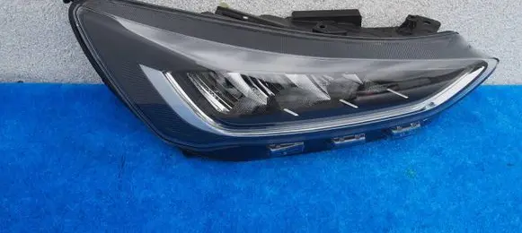 Ford Focus Headlight/headlamp NX7B13E014CF