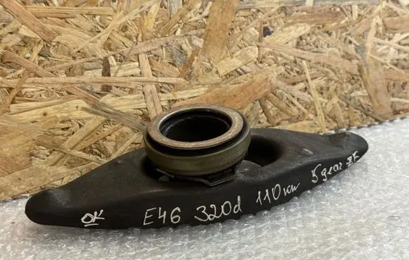 BMW 3 E46 clutch release bearing