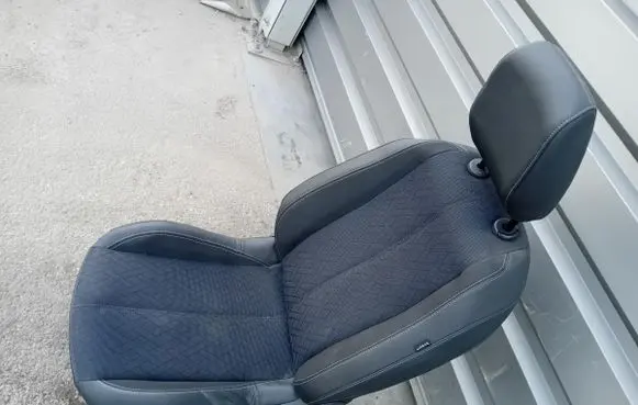 Opel Corsa F Front driver seat 