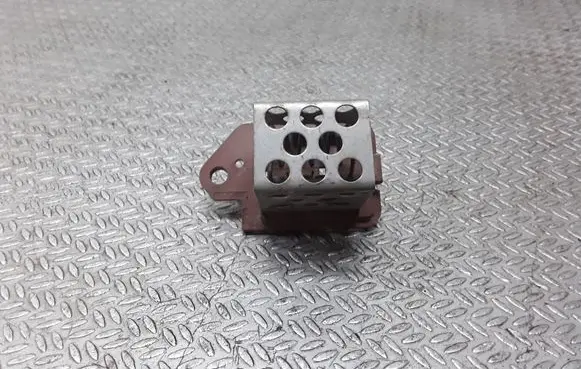Citroen C5 Coolant fan relay 9641212680