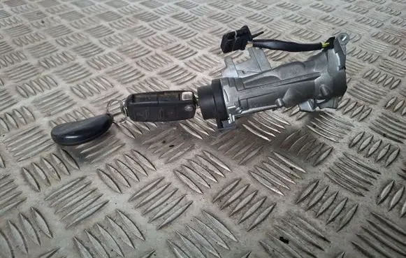 Volkswagen Caddy Ignition lock 1K0905851B