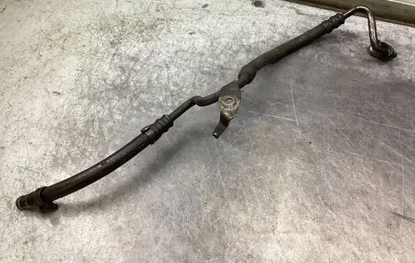 Mercedes-Benz E W212 Power steering hose/pipe/line 3082DB20