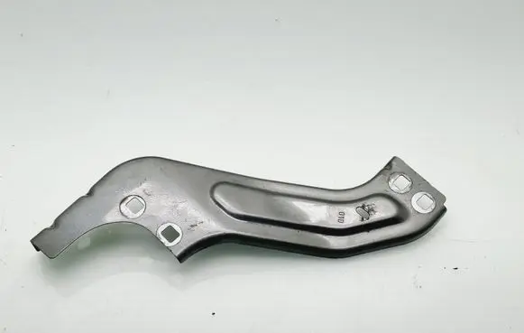 Peugeot Partner Headlight/headlamp mounting bracket