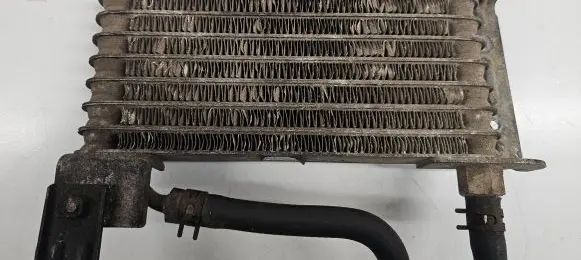 KIA Sorento Engine oil radiator 