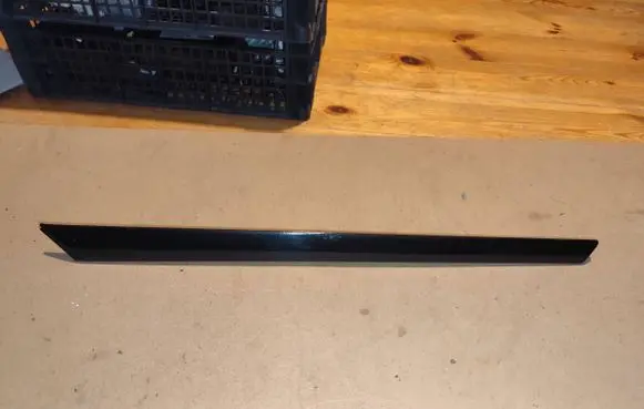 Peugeot 407 Front door trim bar 9645546977 9650475777 9650475877