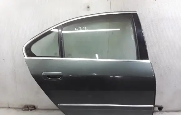 Peugeot 607 Rear door