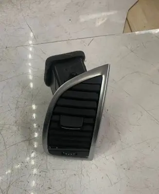 Audi Q7 4L Dashboard air vent grill cover trim 4L0820902