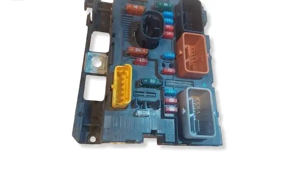 Peugeot 207 Central body control module 9664055780 BSML1100