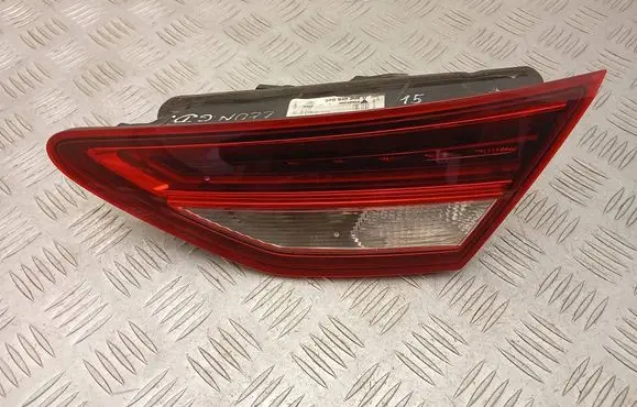 Seat Leon (5F) Tailgate rear/tail lights 5F0945308D 5F0945308