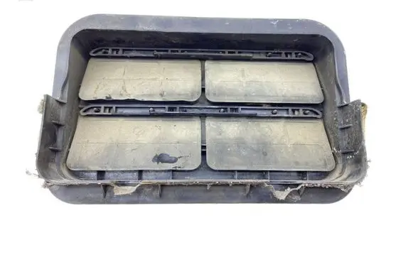 Subaru Legacy Quarter panel pressure vent 72651AG01A 72651AG000 72653AG000