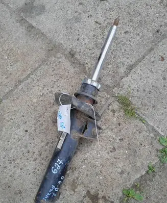 Volkswagen PASSAT B6 Front shock absorber/damper 3C0413031AT