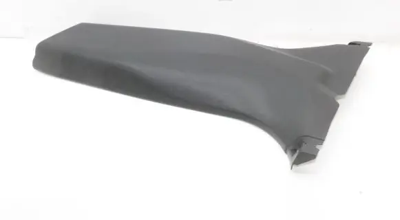 Nissan Leaf II (ZE1) (B) pillar trim (bottom) 769163NL0A