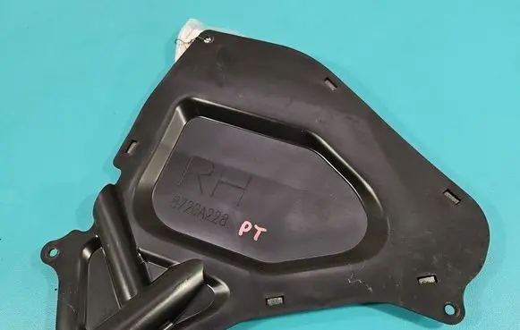 Mitsubishi Eclipse Cross Center console 8720A228 IMPRK1579278