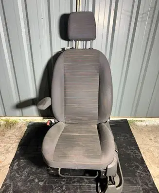 Ford C-MAX I Front driver seat 