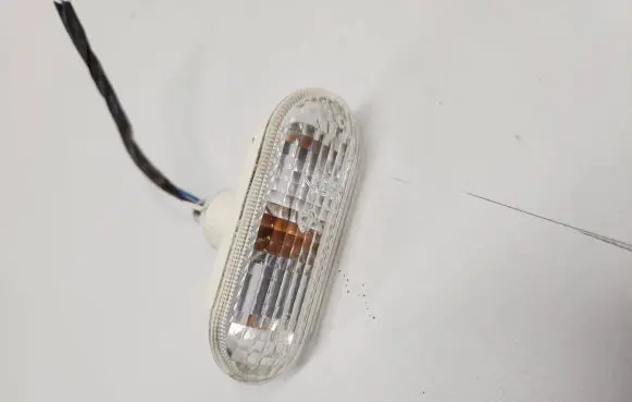 Ford Focus Front fender indicator light 4M5A13K309AA WW5W