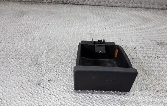 Nissan Primera Car ashtray