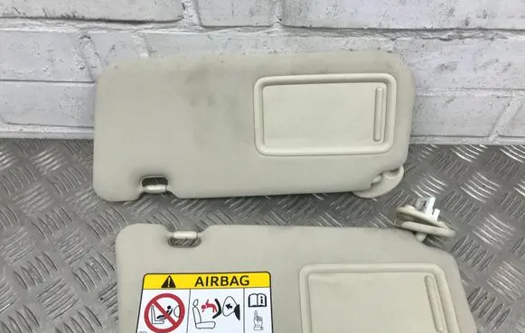 Lexus CT 200H Sun visor