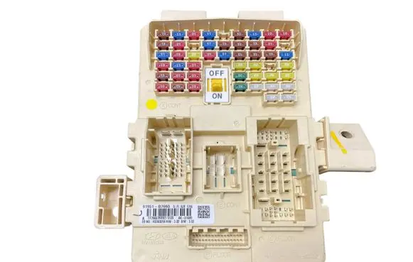 Hyundai Tucson TL Fuse module 91951D7660