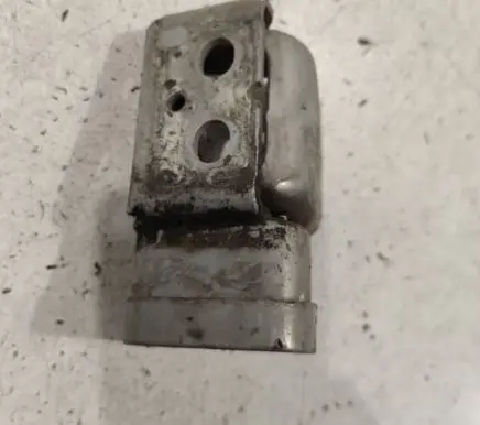 Renault Megane II Front door lower hinge 