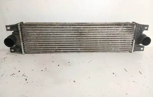 Nissan Interstar Intercooler radiator 867658F