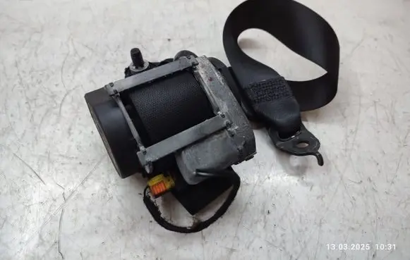 Mercedes-Benz GL X166 Third row seat belt 620570500