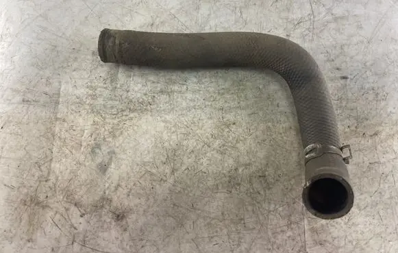 Mitsubishi Pajero Sport I Engine coolant pipe/hose
