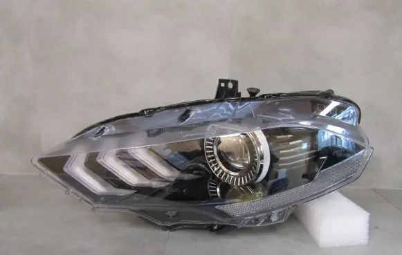 Ford Mustang VI Headlight/headlamp mustang6