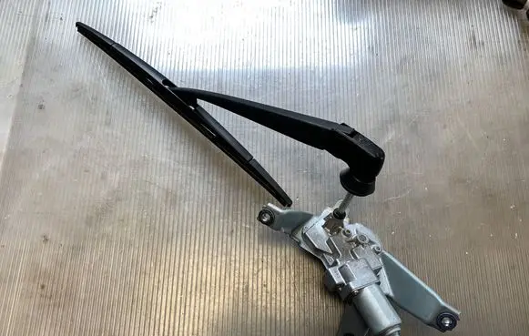 Subaru Outback (BT) Rear window wiper motor 86510AN08A A5745966