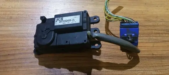 Mazda Xedos 6 Air flap motor/actuator ga700ga5r