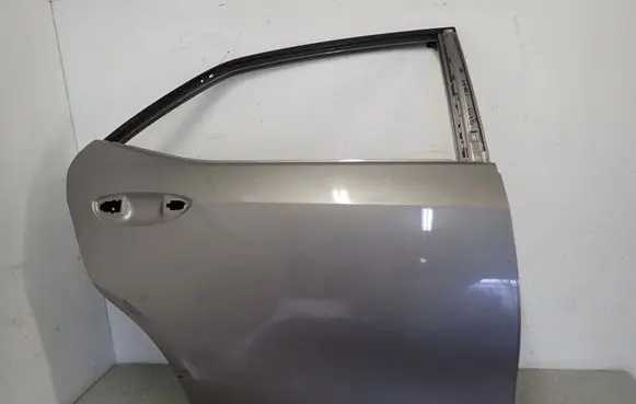 Toyota Corolla E160 E170 Rear door