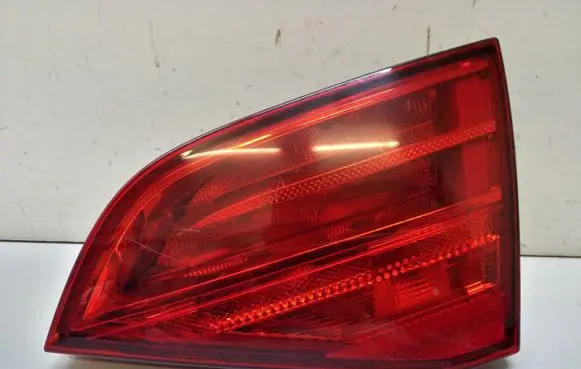 Audi A4 S4 B8 8K Tailgate rear/tail lights 8K9945094