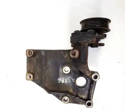 Ford Mondeo MK II Engine mounting bracket 958b19d624aa 958b-19d624-aa
