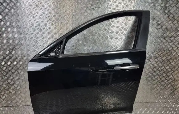 Alfa Romeo Giulietta Front door