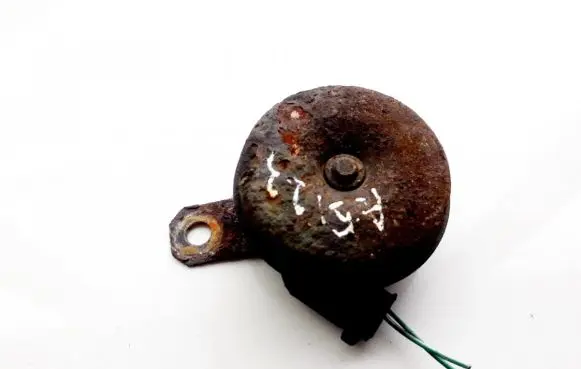 Toyota RAV 4 (XA20) Horn signal