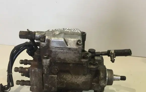 Chrysler Voyager Fuel injection high pressure pump 0460404963