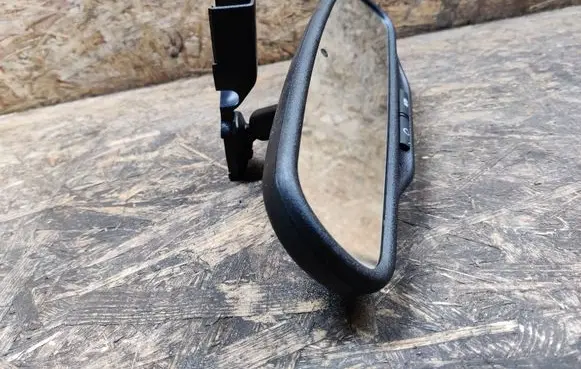 Cadillac SRX Rear view mirror (interior) 15850530