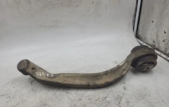 Audi A4 S4 B5 8D Front lower control arm/wishbone 