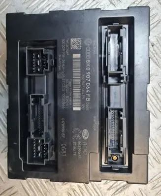 Audi A4 S4 B8 8K Comfort/convenience module 8K0907064FB
