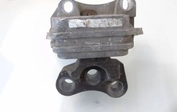Alfa Romeo Giulietta Engine mount vacuum valve 