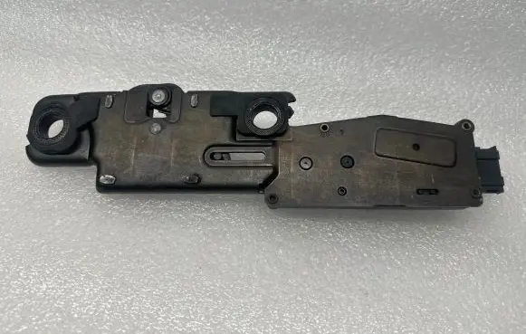 Audi A6 S6 C6 4F Tailgate/trunk/boot lock/catch/latch 4F9827383A