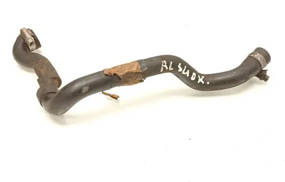 Ford Focus Breather/breather pipe/hose 8670008