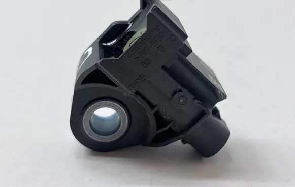 Porsche Cayenne (9Y0 9Y3) Airbag deployment crash/impact sensor 4N0959651D 933082