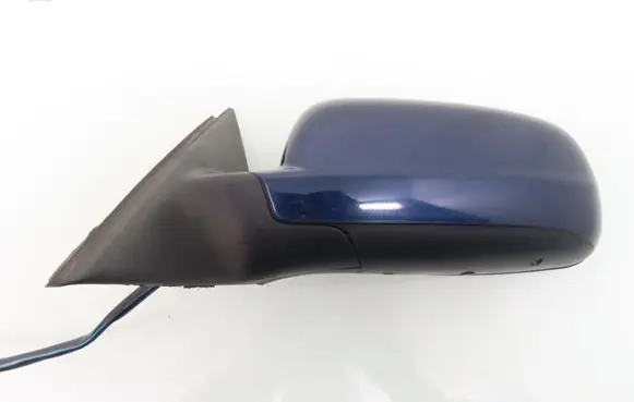 Volkswagen PASSAT B5.5 Front door electric wing mirror 