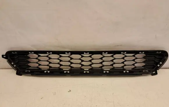 Hyundai i30 Front bumper lower grill 86561G4DA0