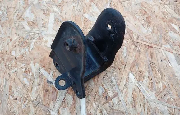 Dodge Journey Gear shift cable bracket 68046505AA 68046505